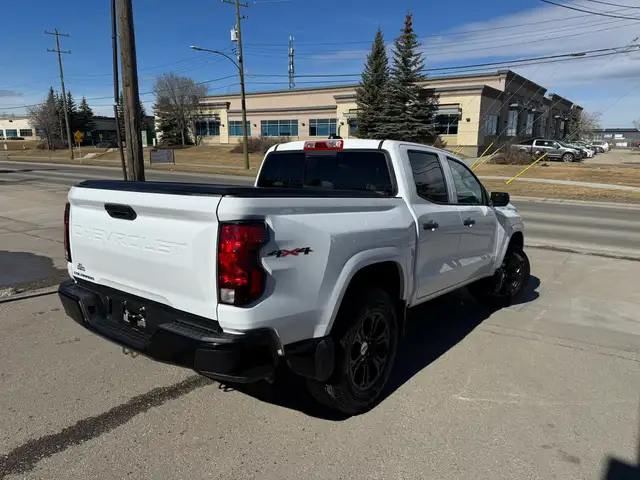 2023 Chevrolet Colorado - Photo 4