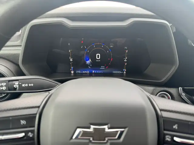 2023 Chevrolet Colorado - Photo 11