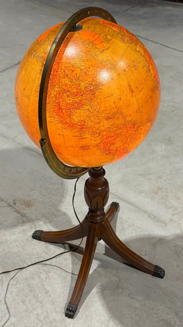 Vintage Iluminated "Replogle" Library Globe (Duncan Phyfe Stand) - Photo 2