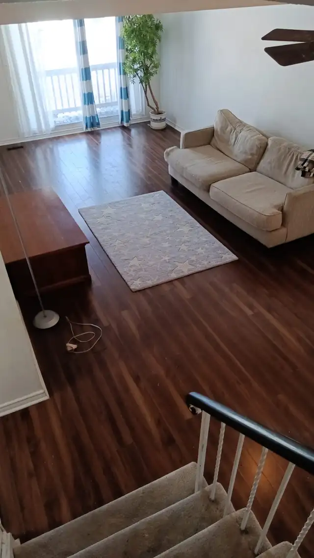 3 bedroom house avalible for rent with 3 car parking 2599
