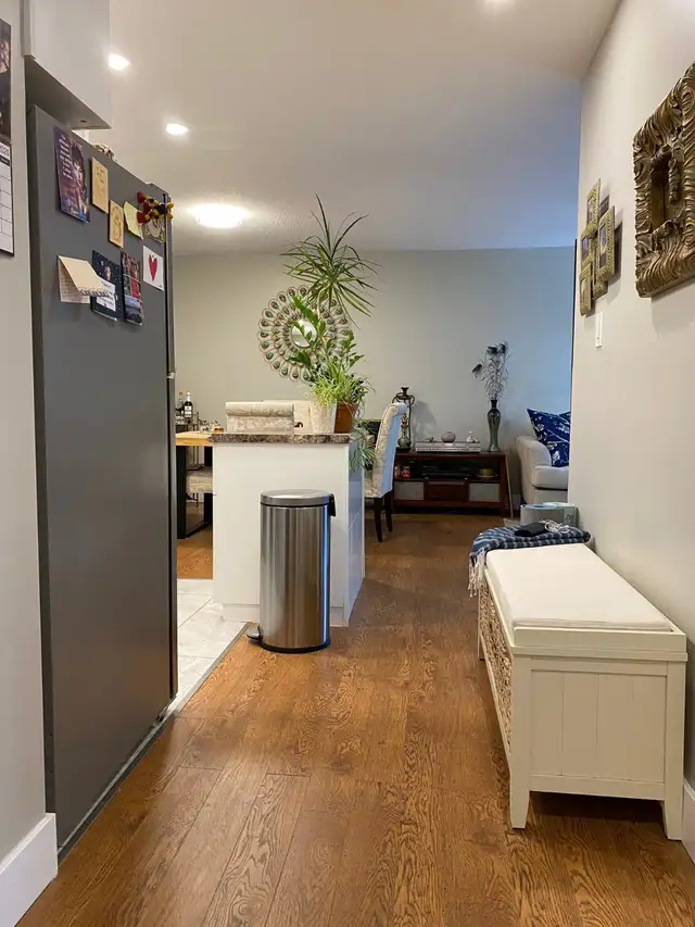 TWO BEDROOM APARTMENT ON MERIVALE ROAD - CENTRAL LOCATION - Photo 9