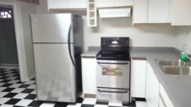 Great Basement Apartment Fully furnished in Mississauga - Photo 4