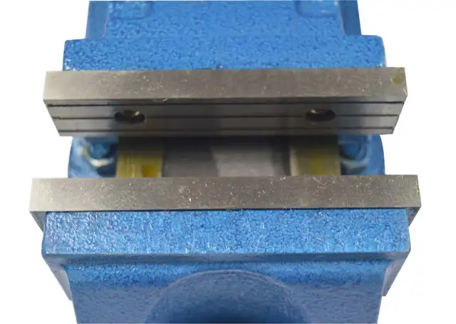 6' Vise with Swiveling Base Milling Machine Vice 290023 - Photo 4