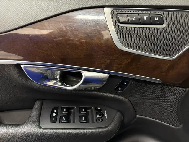 2016 Volvo XC90 T6 MOMENTUM AWD | HTD LTHR STS\\STR WHEEL - Photo 18