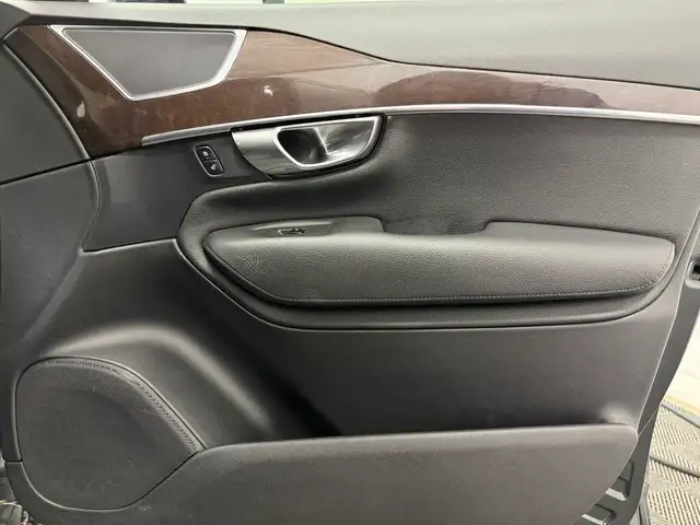 2016 Volvo XC90 T6 MOMENTUM AWD | HTD LTHR STS\\STR WHEEL - Photo 45