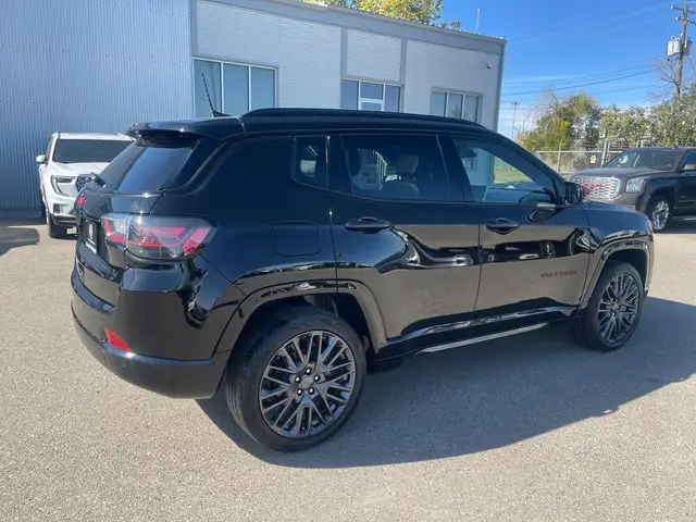 2023 Jeep Compass Limited RED-Edition / 4x4 / FULLY EQUIPPED - Photo 7