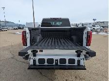 2024 GMC Sierra 3500HD Denali 6.6L V8/Touch Nav/Sunroof/Camera - Photo 12