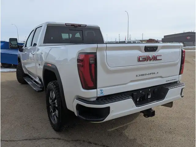 2024 GMC Sierra 3500HD Denali 6.6L V8/Touch Nav/Sunroof/Camera - Photo 13