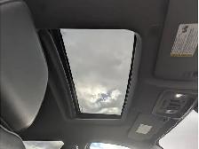 2024 GMC Sierra 3500HD Denali Diesel/Nav/Sunroof/Camera - Photo 3