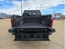 2024 GMC Sierra 3500HD Denali Diesel/Nav/Sunroof/Camera - Photo 13