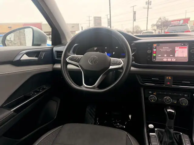 2024 Volkswagen Taos Comfortline Apple CarPlay & Android Auto - Photo 12