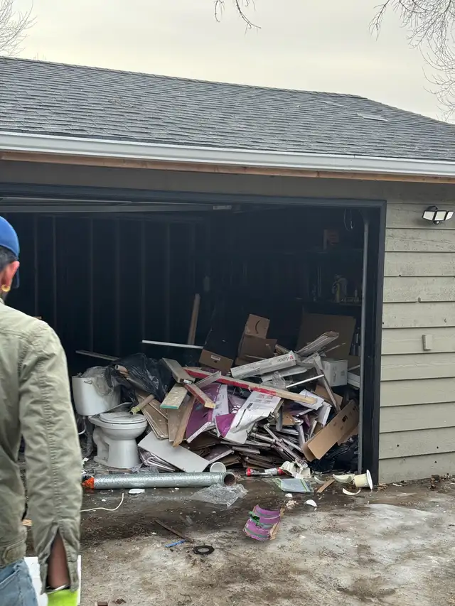 Same Day Junk Removal  Fast, Cheap & Reliable - Photo 4