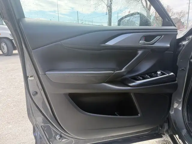 2019 Mazda CX-9 GSL l AWD l 7 Passanger l 2.5i l 4Cyl - Photo 18