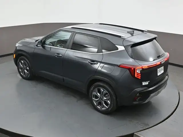 2024 Kia Seltos EX AWD Android Auto / Apple CarPlay, Leather, He - Photo 47