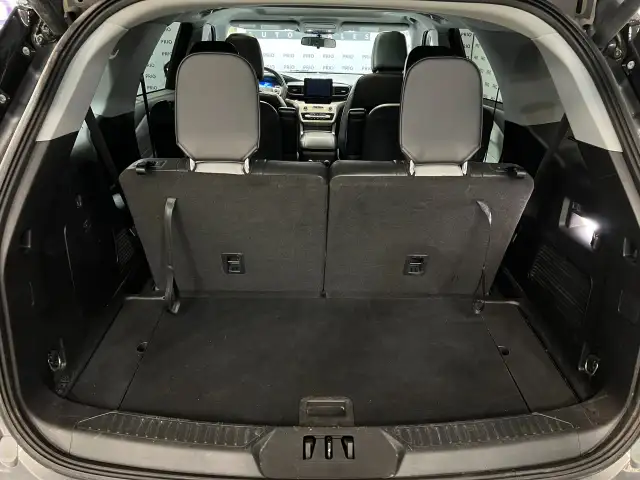 2021 Ford Explorer - Photo 6