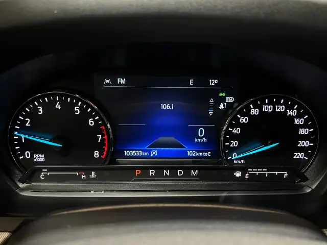 2021 Ford Explorer - Photo 16