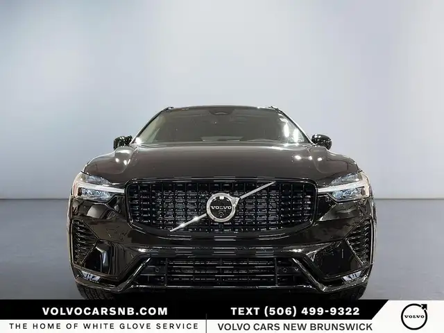 2025 Volvo XC60 B5 Plus Dark Theme | Certified Pre Owned! - Photo 2