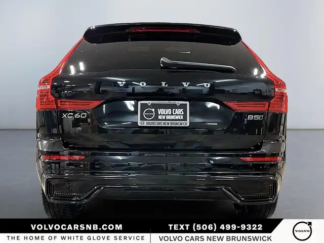 2025 Volvo XC60 B5 Plus Dark Theme | Certified Pre Owned! - Photo 3