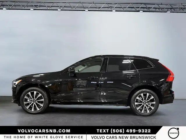 2025 Volvo XC60 B5 Plus Dark Theme | Certified Pre Owned! - Photo 5