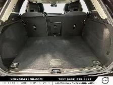 2025 Volvo XC60 B5 Plus Dark Theme | Certified Pre Owned! - Photo 6