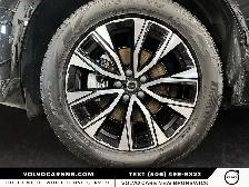 2025 Volvo XC60 B5 Plus Dark Theme | Certified Pre Owned! - Photo 7