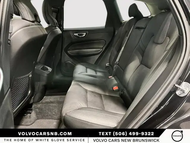 2025 Volvo XC60 B5 Plus Dark Theme | Certified Pre Owned! - Photo 9