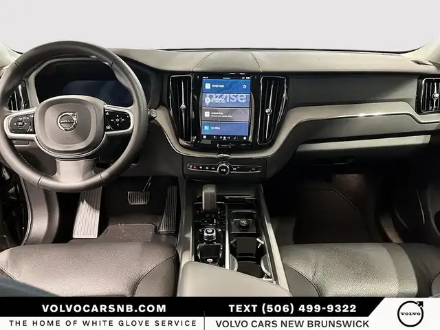 2025 Volvo XC60 B5 Plus Dark Theme | Certified Pre Owned! - Photo 10