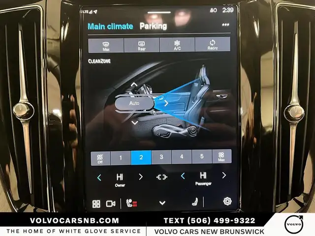 2025 Volvo XC60 B5 Plus Dark Theme | Certified Pre Owned! - Photo 11