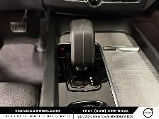 2025 Volvo XC60 B5 Plus Dark Theme | Certified Pre Owned! - Photo 14