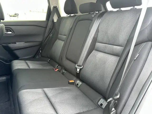 2024 Nissan Rogue - Photo 13