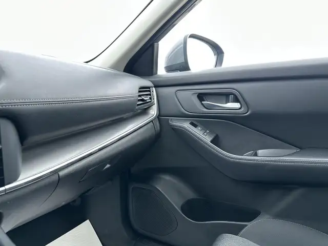 2024 Nissan Rogue - Photo 22