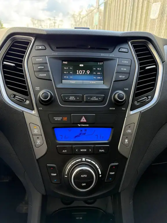 2015 Hyundai Santa Fe XL All-wheel Drive 4dr 3.3L Automatic Luxu - Photo 19