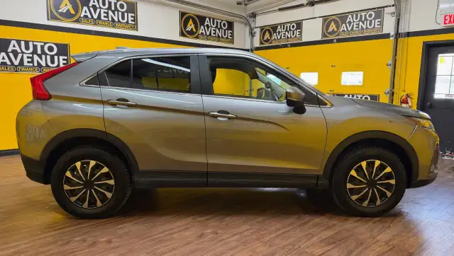 2020 Mitsubishi Eclipse Cross ES S-AWC! - BACKUP CAMERA! HEATED - Photo 6