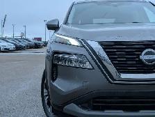 2023 Nissan Rogue SV - Photo 8