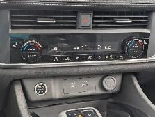 2023 Nissan Rogue SV - Photo 25