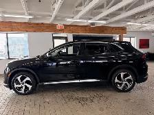 2023 VinFast VF 8 Eco AWD - Photo 2