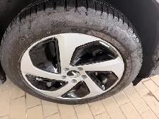 2023 VinFast VF 8 Eco AWD - Photo 9