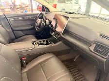 2023 VinFast VF 8 Eco AWD - Photo 10