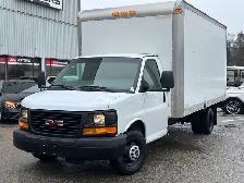 2014 GMC Savana G3500 16FT BOX TRUCK | LOW KMS | HYDRAULIC LIFT-