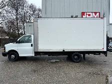 2014 GMC Savana G3500 16FT BOX TRUCK | LOW KMS | HYDRAULIC LIFT- - Photo 2