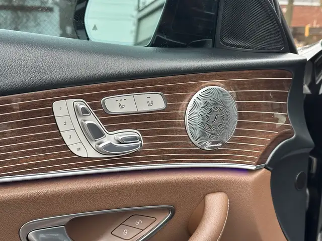 2017 Mercedes-Benz E-Class E400 | NO ACCIDENTS | PREMIUM PKG | B - Photo 13