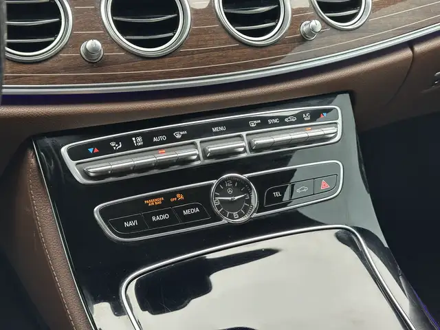 2017 Mercedes-Benz E-Class E400 | NO ACCIDENTS | PREMIUM PKG | B - Photo 32