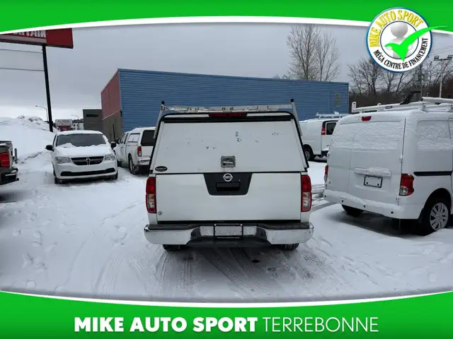 Nissan Frontier 2 roues motrices, empattement court, boîte autom - Photo 4