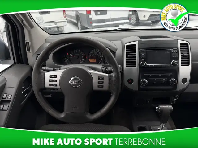 Nissan Frontier 2 roues motrices, empattement court, boîte autom - Photo 11