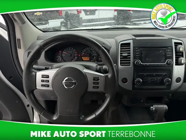 Nissan Frontier 2 roues motrices, empattement court, boîte autom - Photo 8