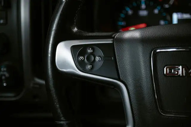 2019 GMC Sierra 3500HD 4WD Crew Cab Long Box SLE for sale - Photo 26