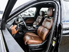 2022 Lincoln Aviator Reserve AWD 3.0L Twin Turbo 7 Passenger - Photo 17