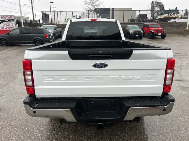 2022 Ford F-250 XLT 4WD Crew Cab 8' Box No Accidents ! - Photo 6