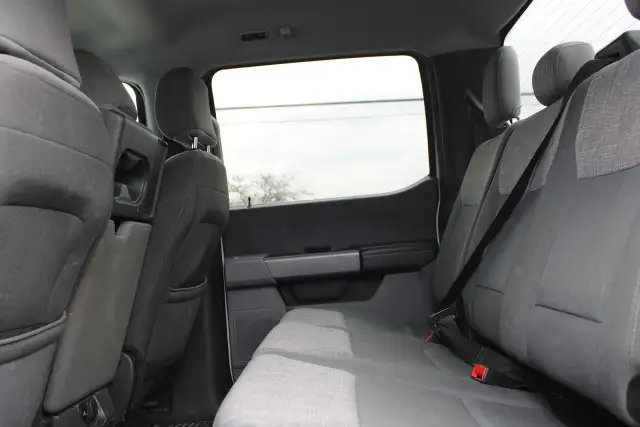 2024 Ford SUPER DUTY F-250 SRW XLT - Photo 13