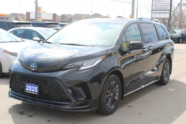 2025 Toyota Sienna XSE AWD